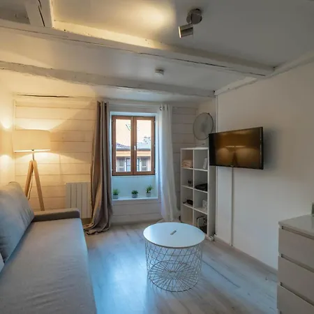 Le Faubourg Studio Prive * 안시